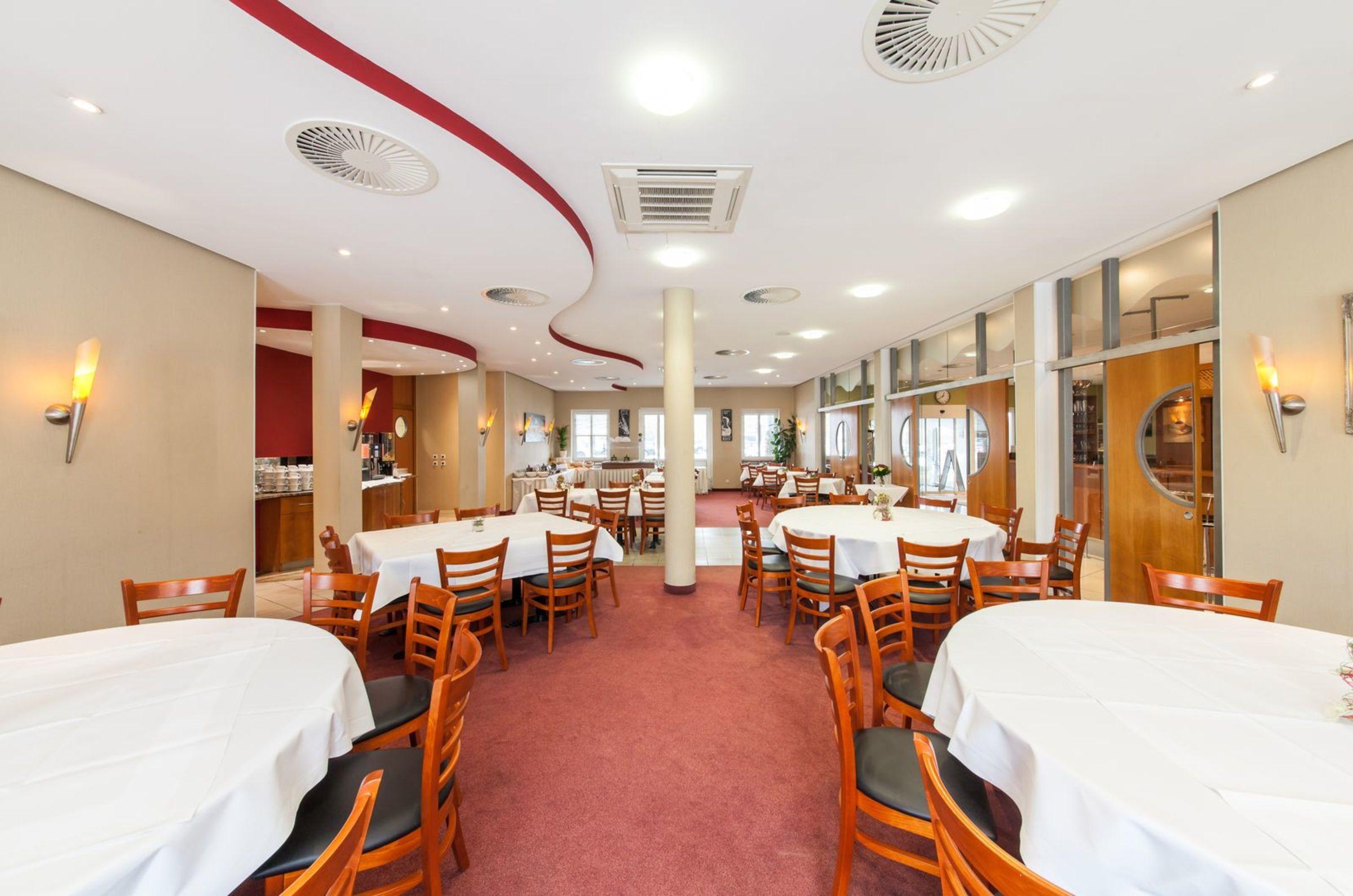 Garner Hotel Cottbus Sued By Ihg Exterior photo