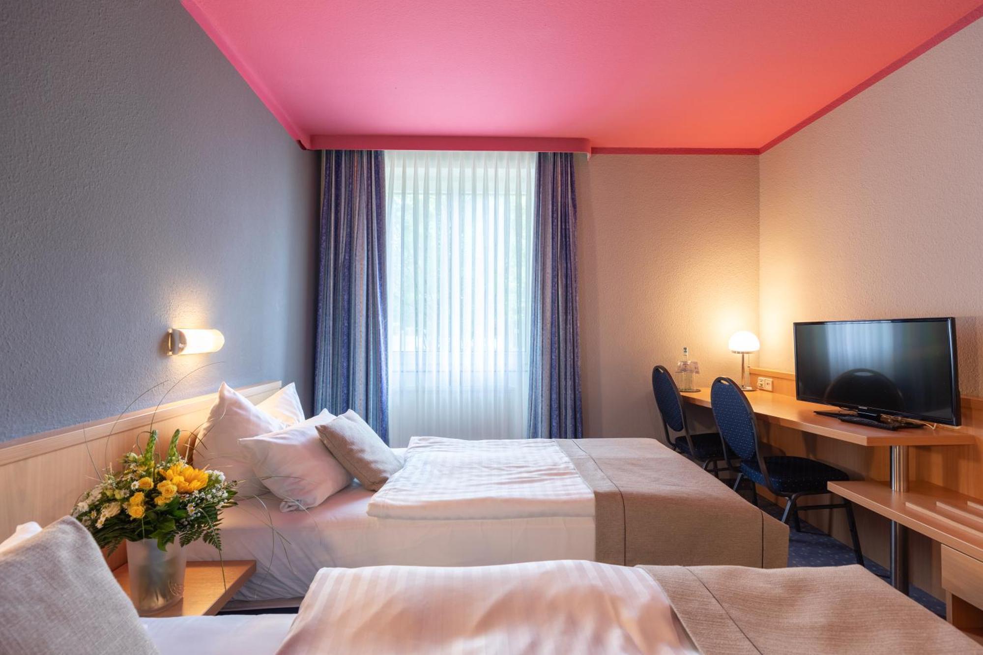 Garner Hotel Cottbus Sued By Ihg Exterior photo