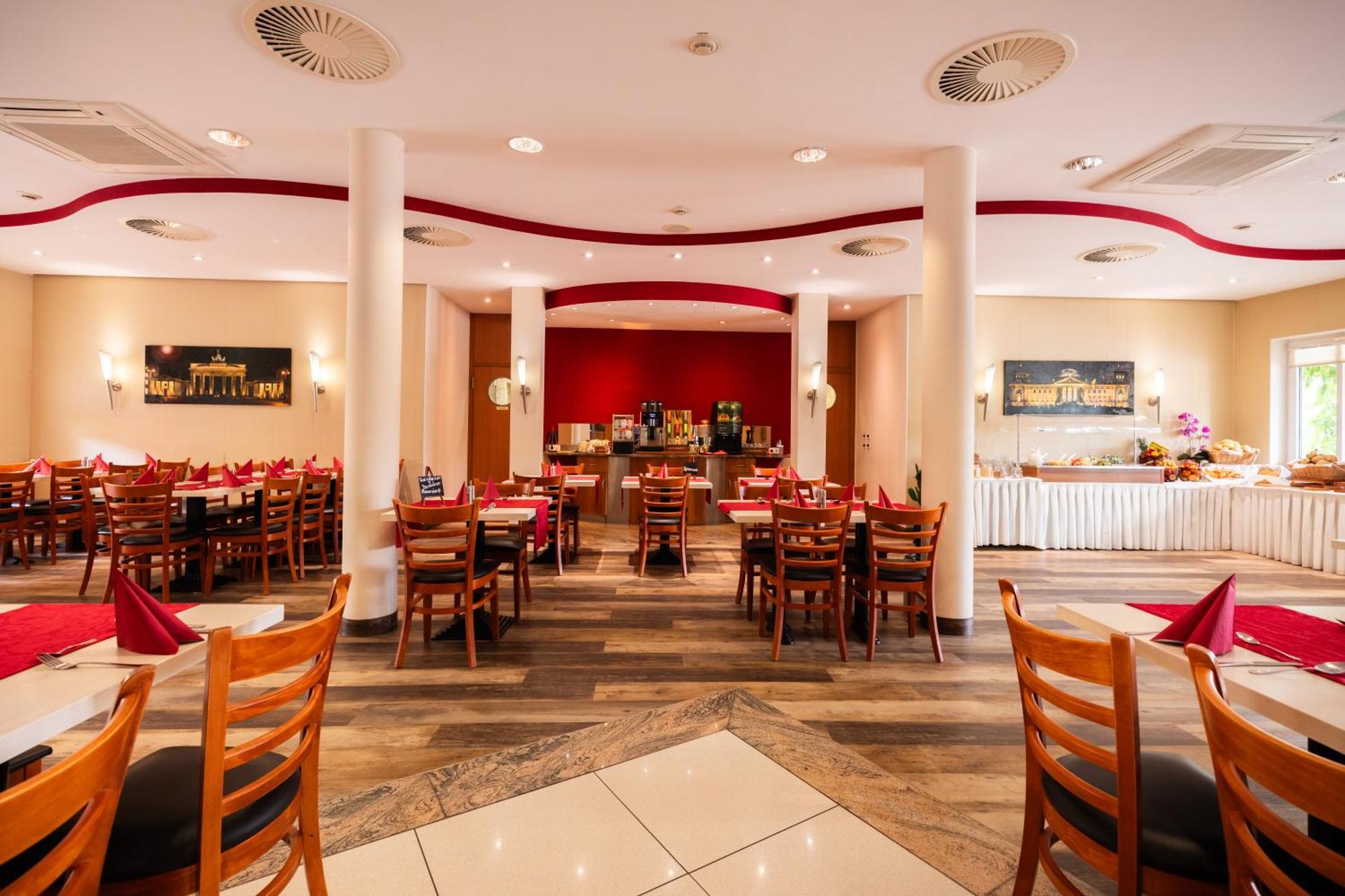 Garner Hotel Cottbus Sued By Ihg Exterior photo